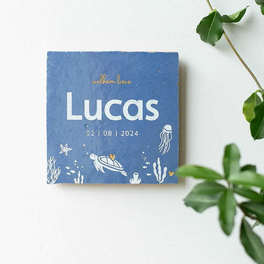 Geboortetegel onderwater